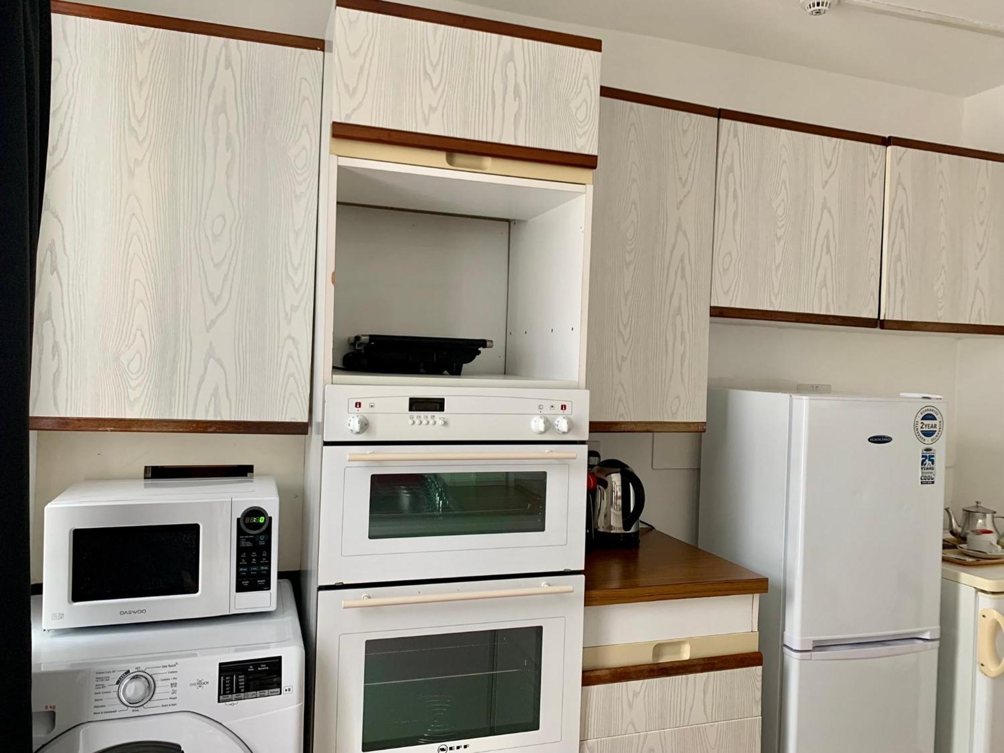 Sarum Apart-Hotel Saint Helier Jersey Εξωτερικό φωτογραφία